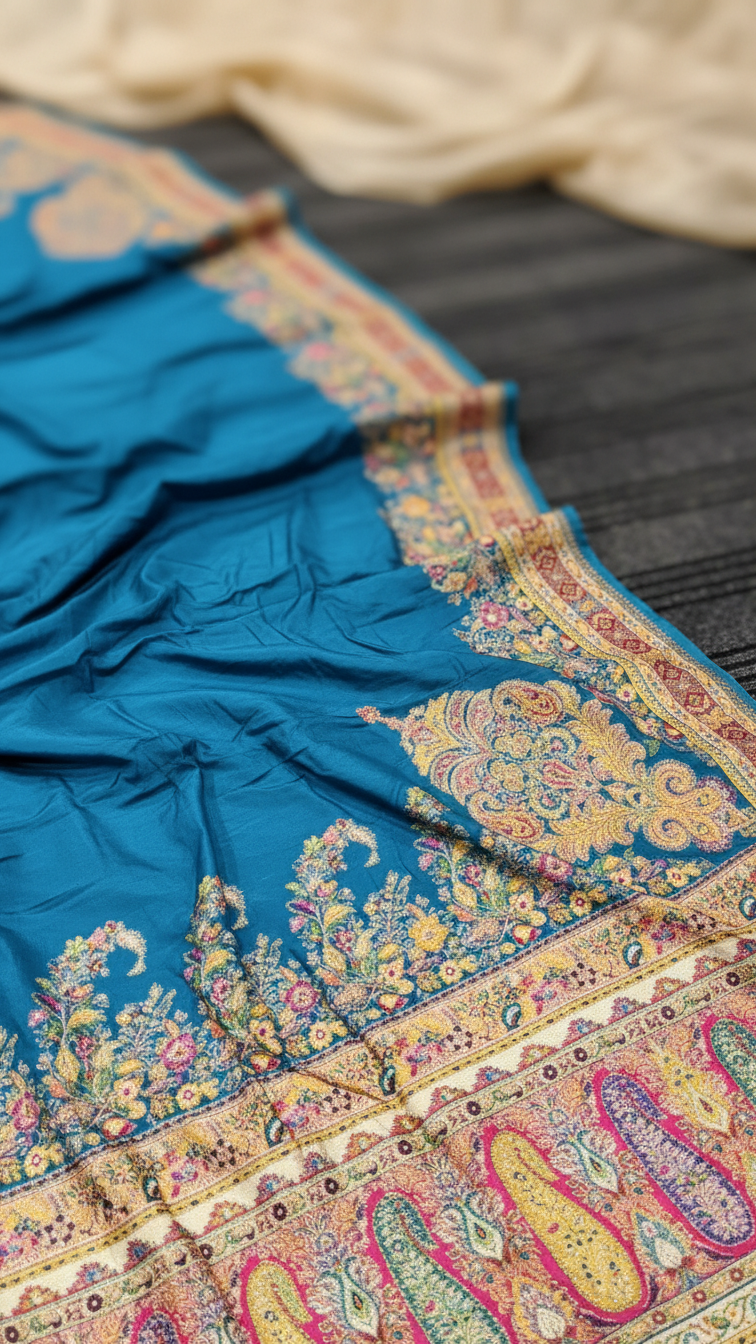 Rama Jacquard Viscose Saree With Position print